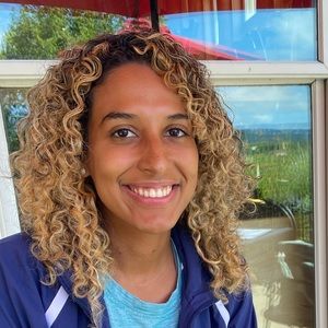 Meet your Posher, Mari